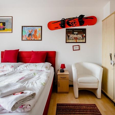 Ruhige Zimmer Im Gruenen Берлин Экстерьер фото